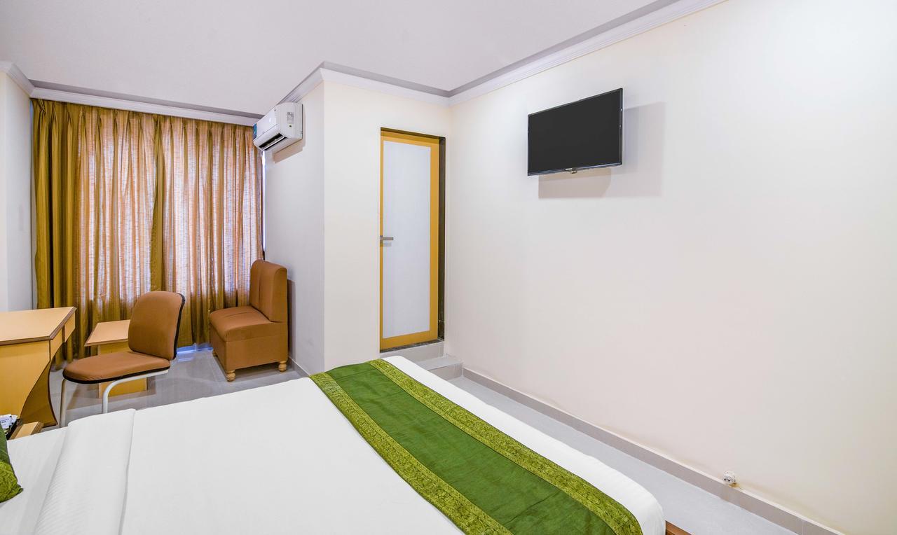 Treebo Orbit Inn Mumbai Bagian luar foto